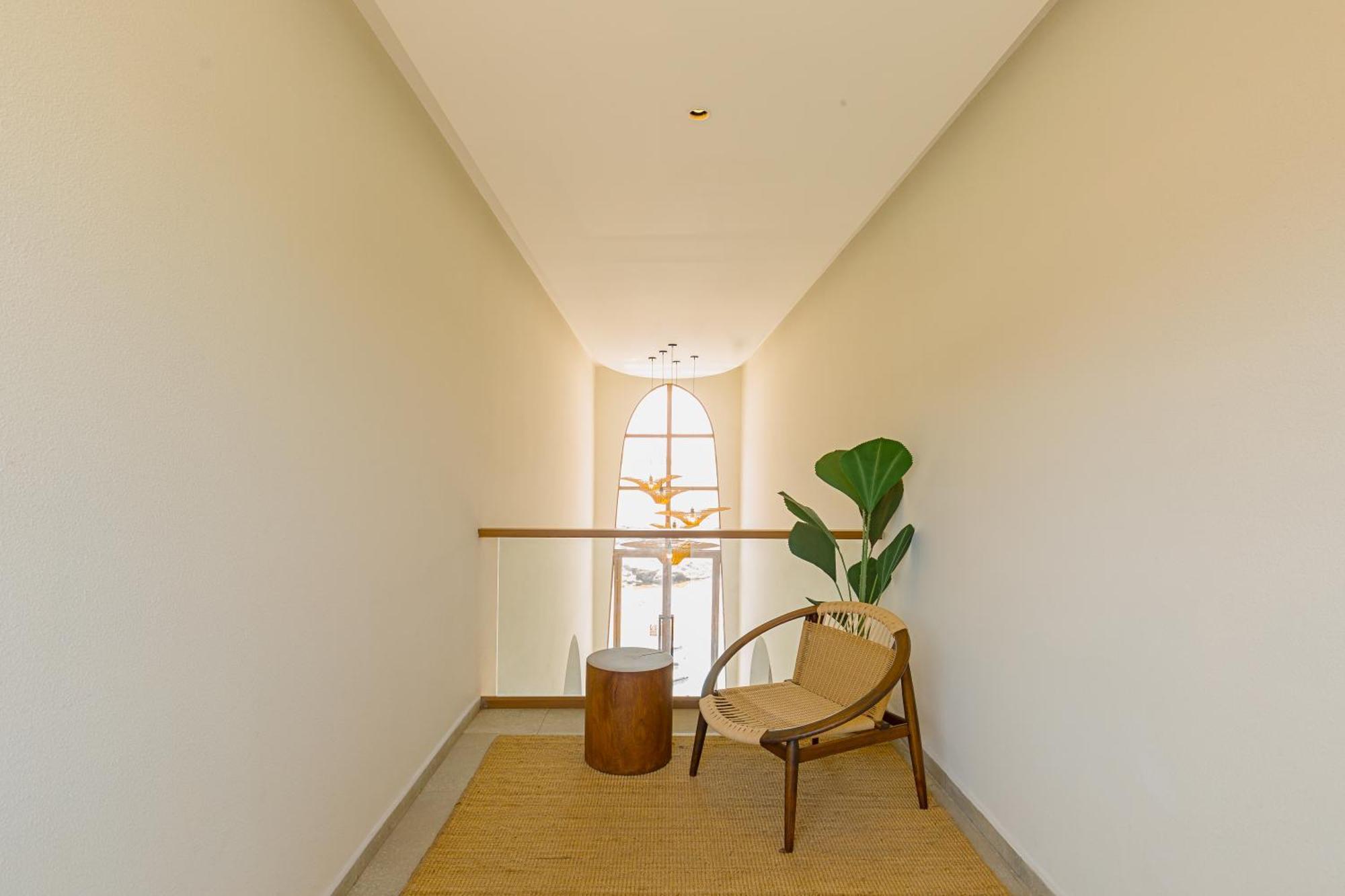 Tasana Bar And Luxury Resort Ко Ларн Екстериор снимка