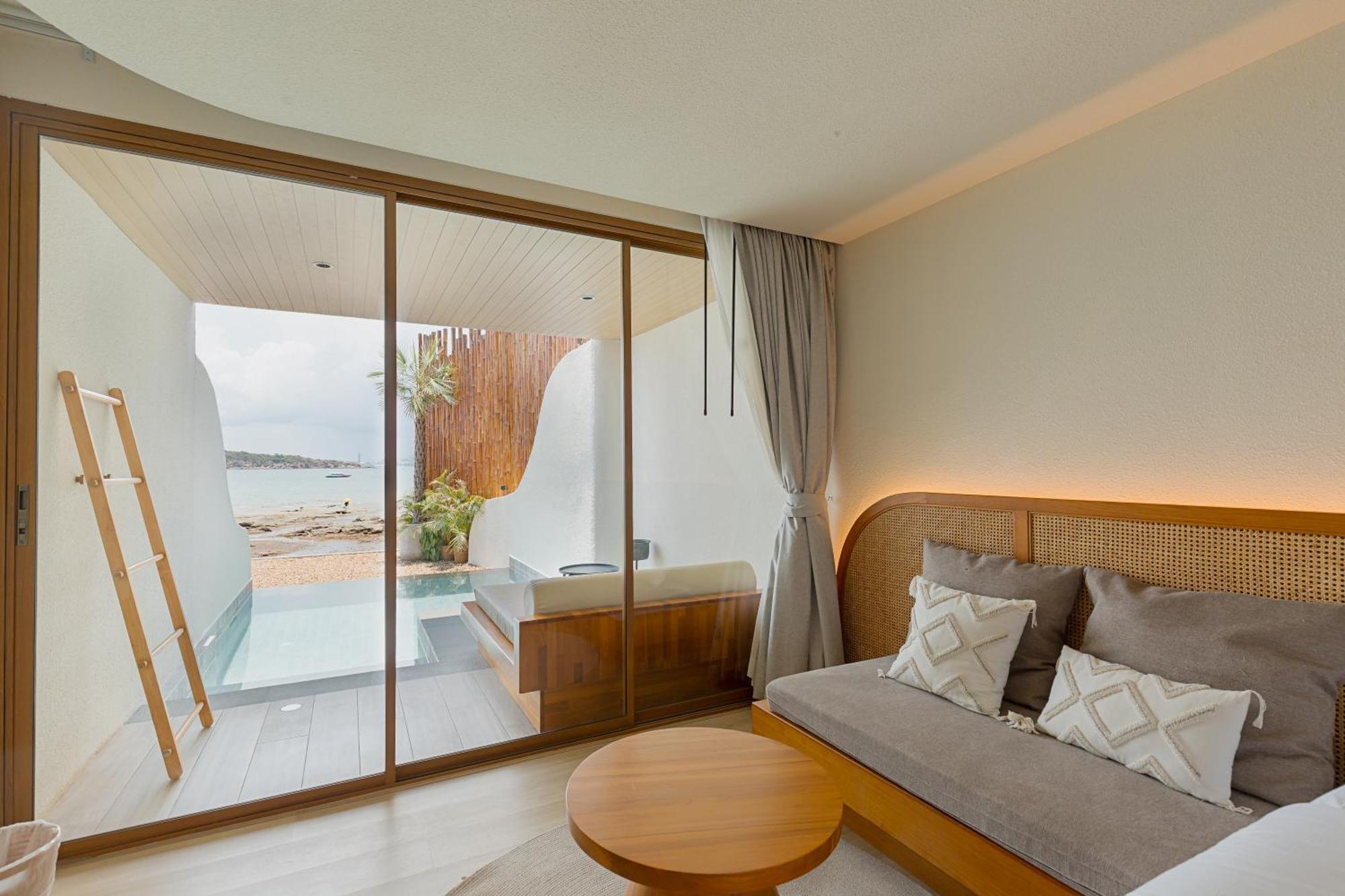 Tasana Bar And Luxury Resort Ко Ларн Екстериор снимка